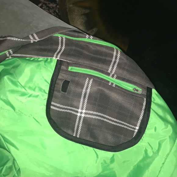 2117 of Sweden Snowboard Jacket - Picture 5 of 8